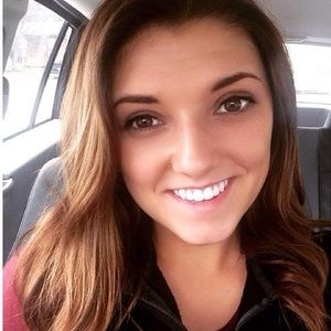 Meet your Posher, Tabitha